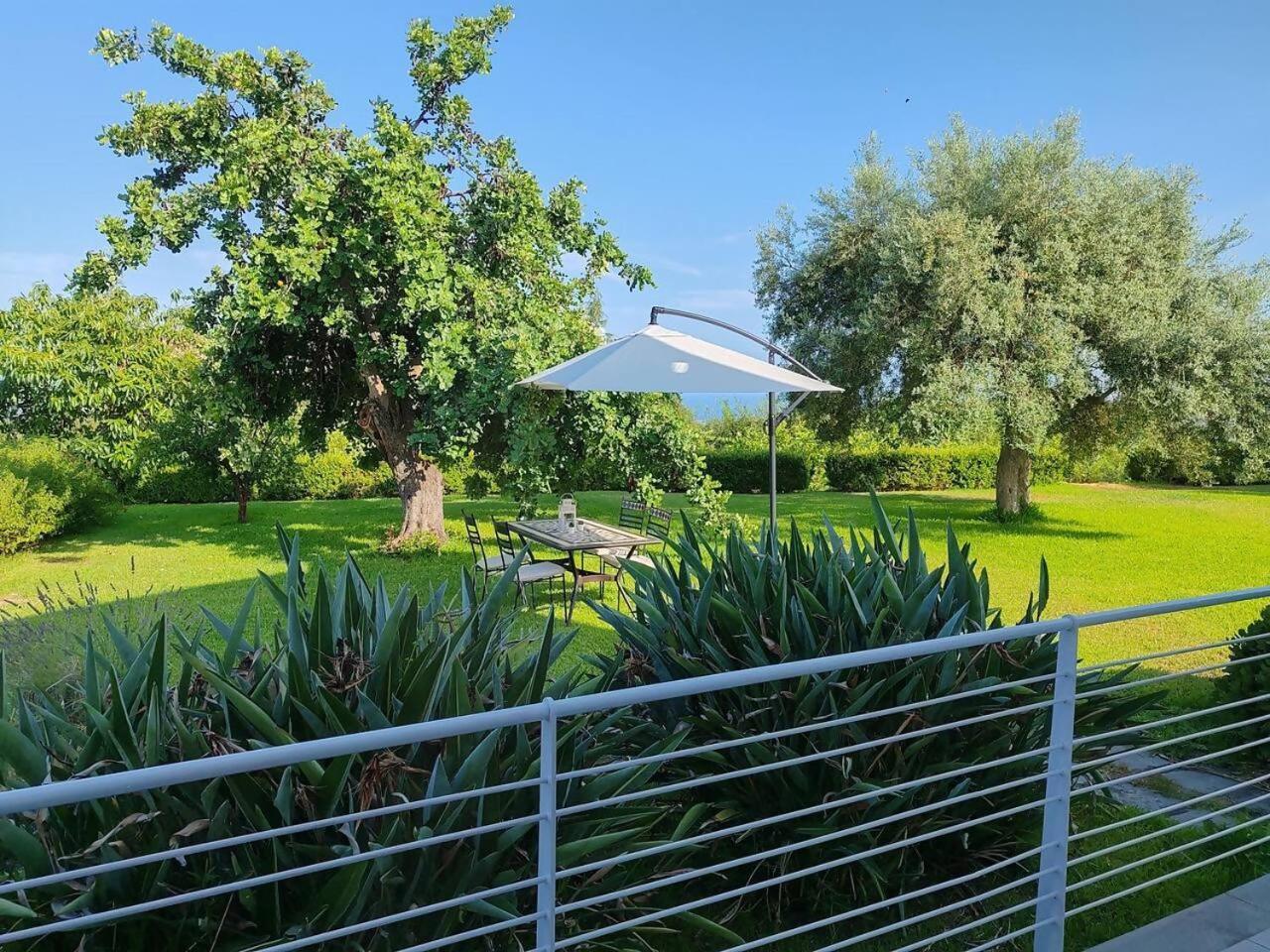 Villa Persea Santa Venerina Buitenkant foto